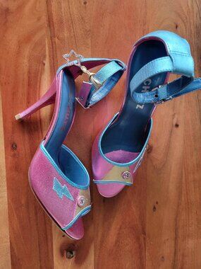 Schutz Pink Blue Metallic Leather Heels Sandals Lightning Bolt US 7 Supergirl